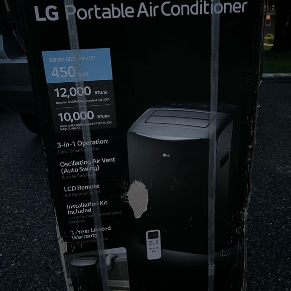 LG portable Air Conditioner - Picture 3 of 4